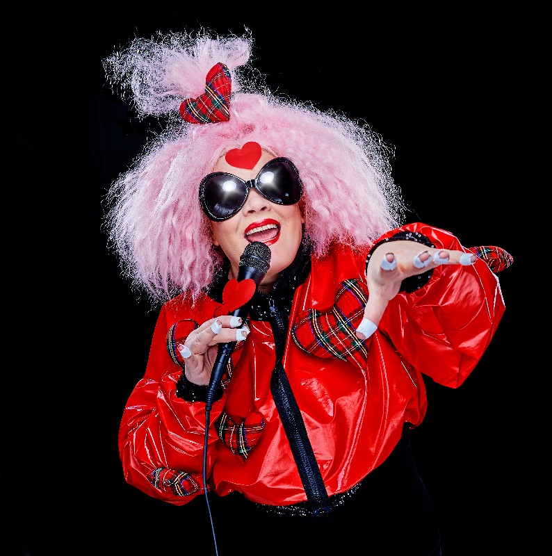 Dj Leo.B - DJ · Quizmaster · Live artist · Standup comedian i Stockholm