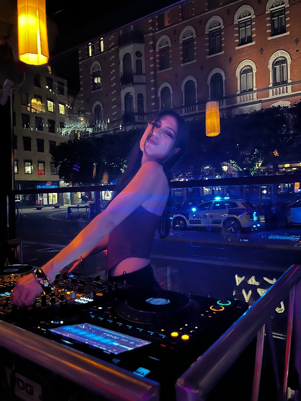 DJ Natalie - DJ i Stockholm