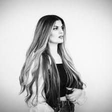 Rebecka Assio Werner - Live artist i Stockholm
