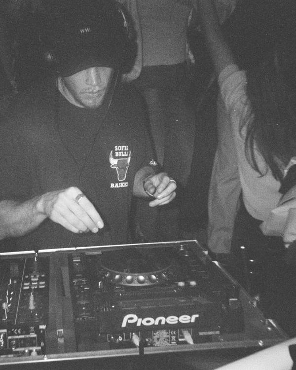 Hugo Perlskog - DJ in Stockholm