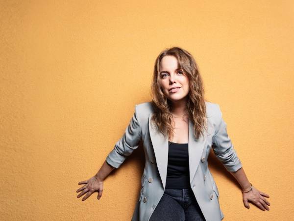 Frida Braxell - Live artist i Stockholm